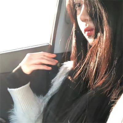 掷斧人